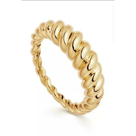 Gold French Rope Ring by JeweluxGems