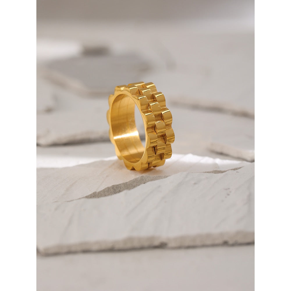 Gold Chain Belt Ring by JeweluxGems